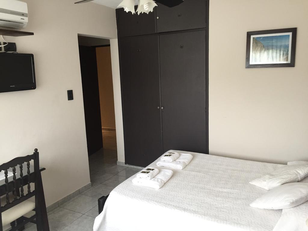 Hotel Euzko Alkartasuna Macachín Екстериор снимка