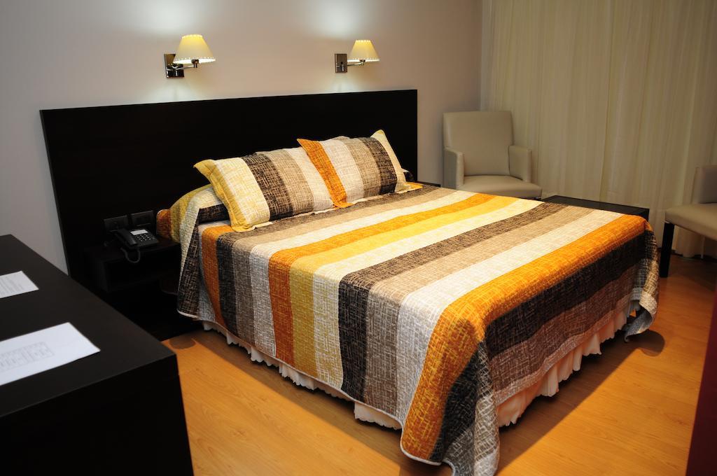 Hotel Euzko Alkartasuna Macachín Стая снимка