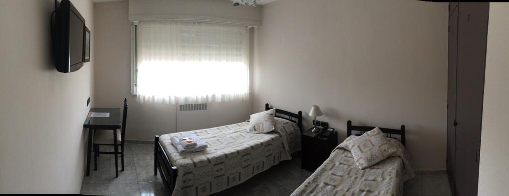 Hotel Euzko Alkartasuna Macachín Екстериор снимка